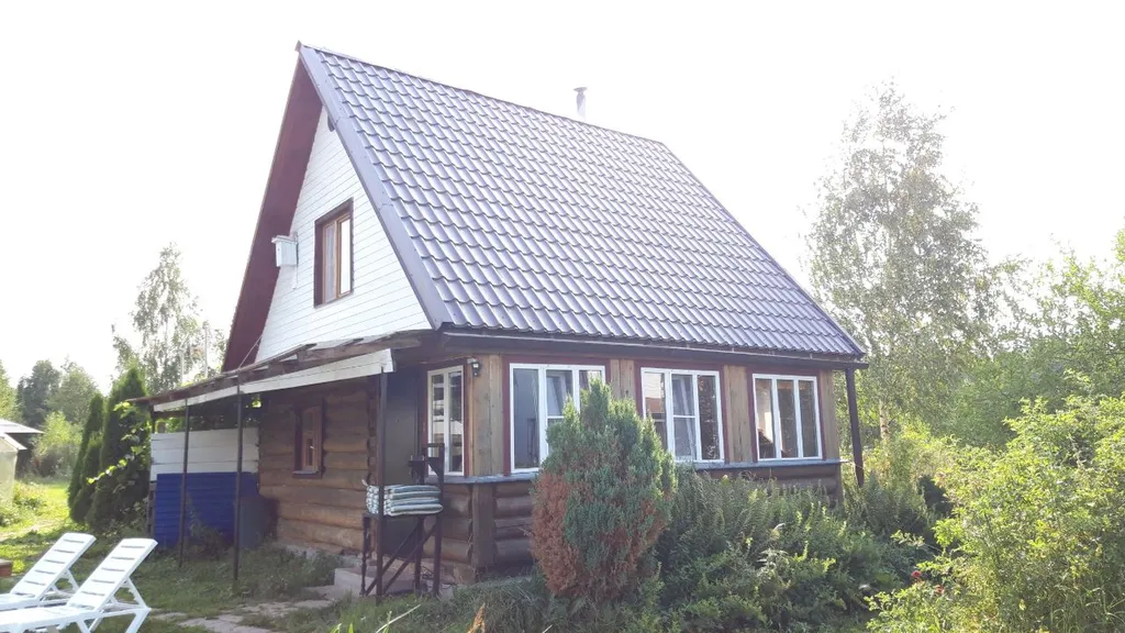 Дом-баня у озера