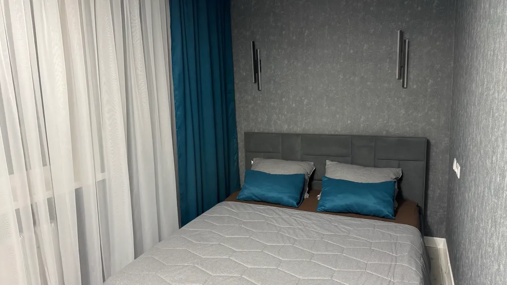 Квартира в центре на берегу озера