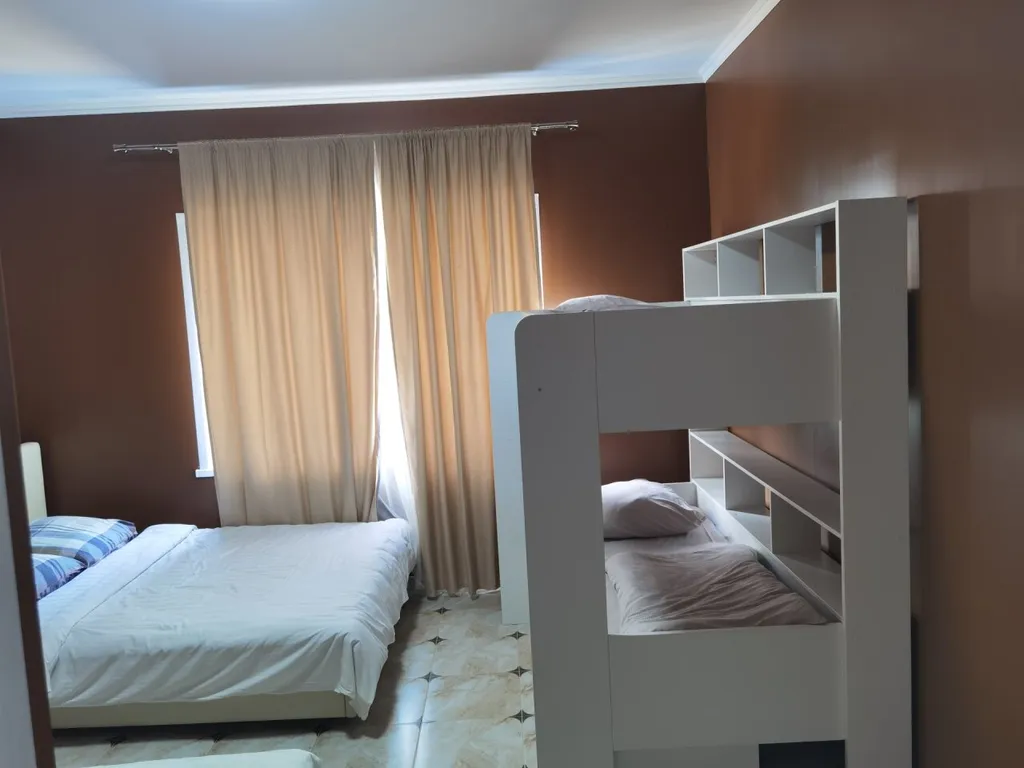 Квартира 2-комнатная Квартира — Кучугуры