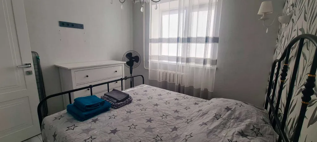 Уютная двухкомнатная квартира в спальном районе