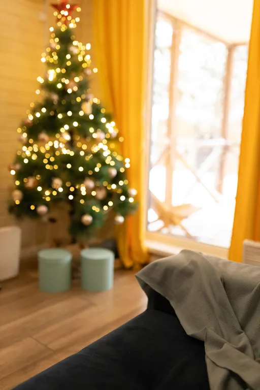 Большой дом с душой у соснового леса