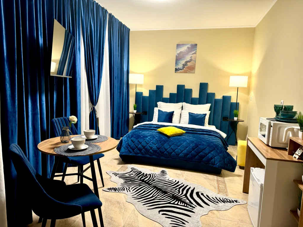 Двухместный номер с 1 кроватью улучшенный (7)