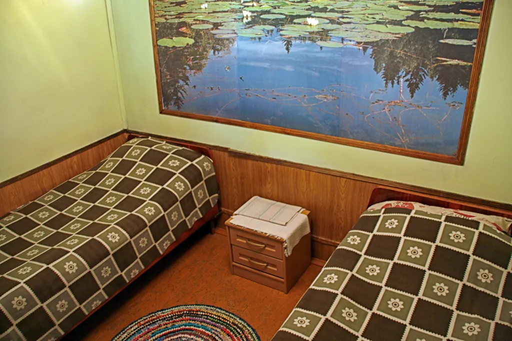 Двухместный летний номер с общим душем и туалетом