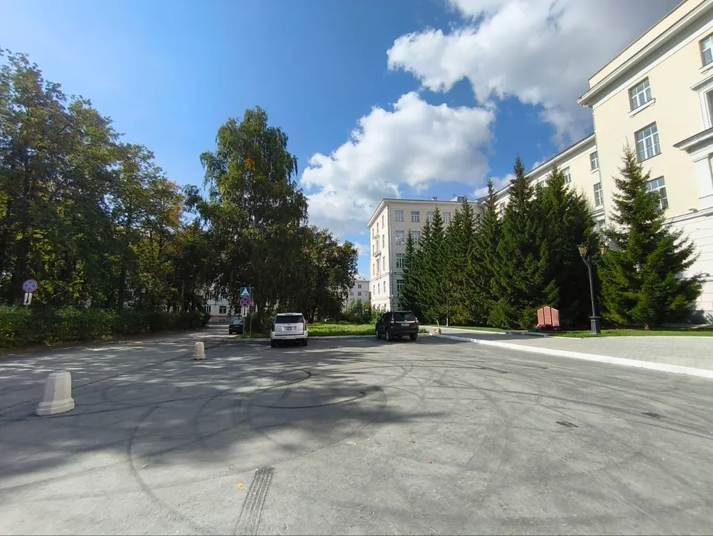 Квартира Двухкомнатная квартира в центре Втузгородка - Проспект Ленина 103 — Екатеринбург