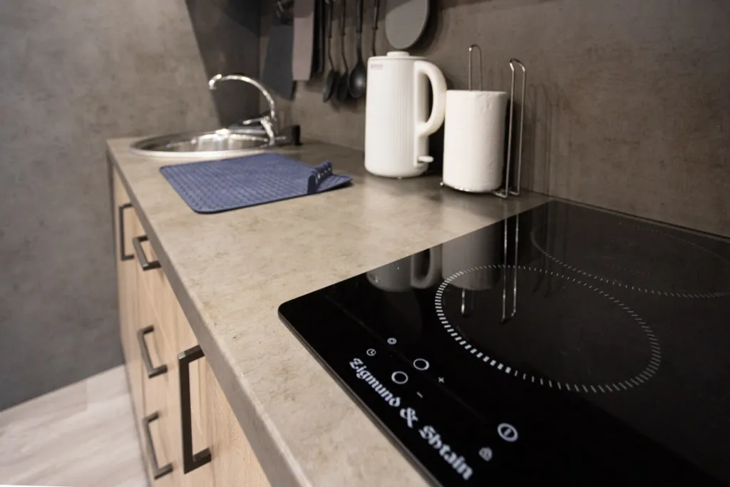 Коттедж с баней и горячей купелью