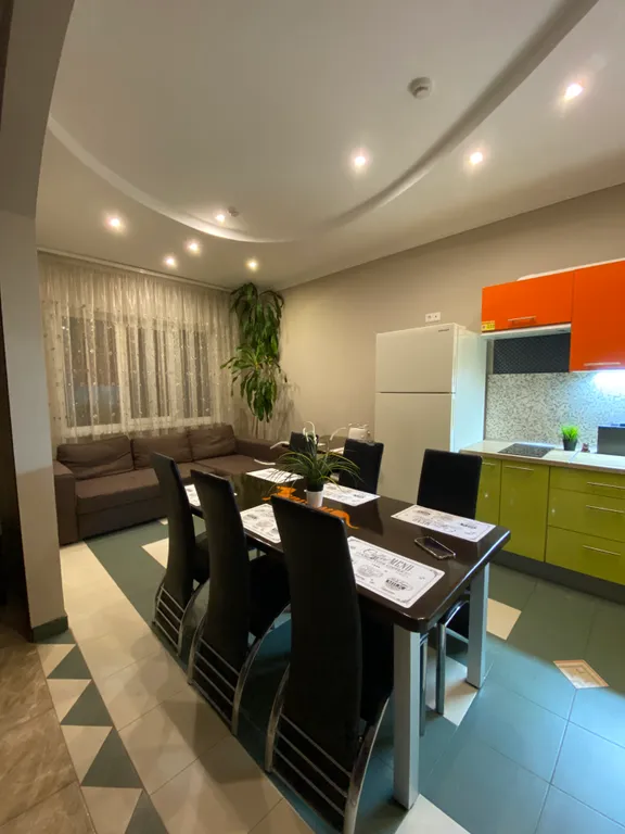 6-комнатный Дом