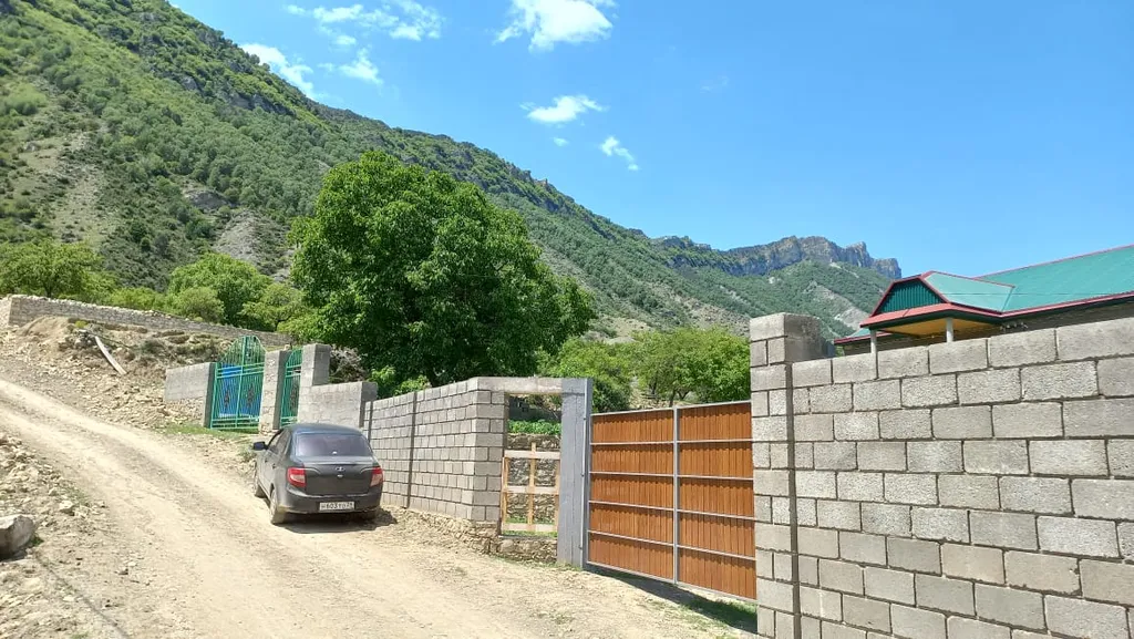 Уютный домик с видом на горы