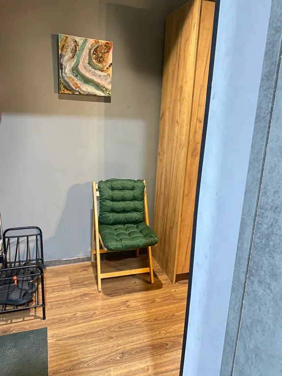 Квартира с дизайнерским ремонтом в стиле лофт