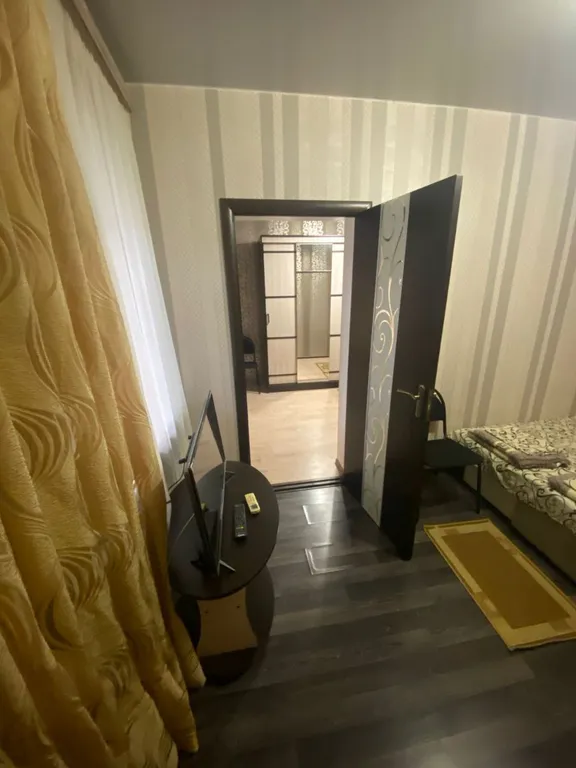 Квартира Двухкомнатный номер с хорошими условиями в шаговой доступности от моря — аренда посуточно в Евпатория