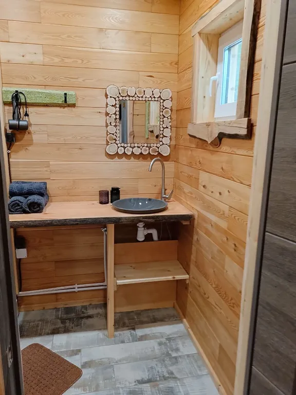 Дом брусника