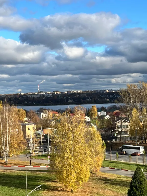 Новая современная квартира с видом на Волгу