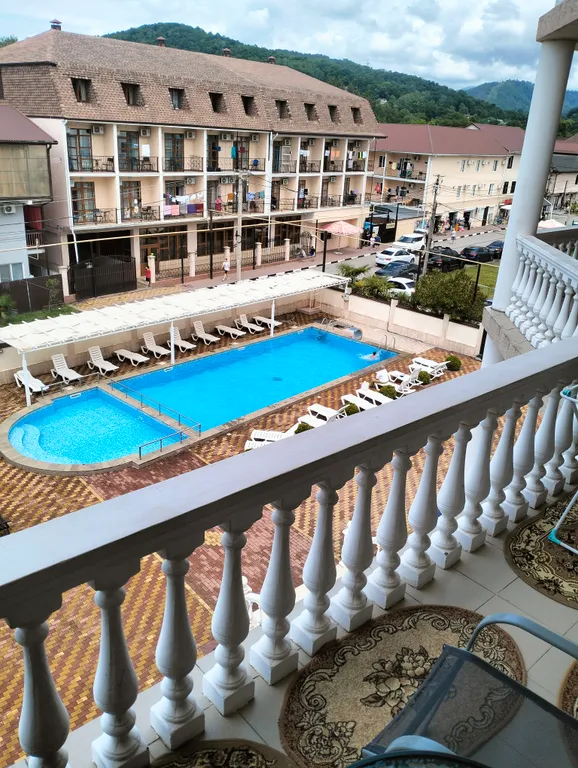 Уютная квартира с бассейном