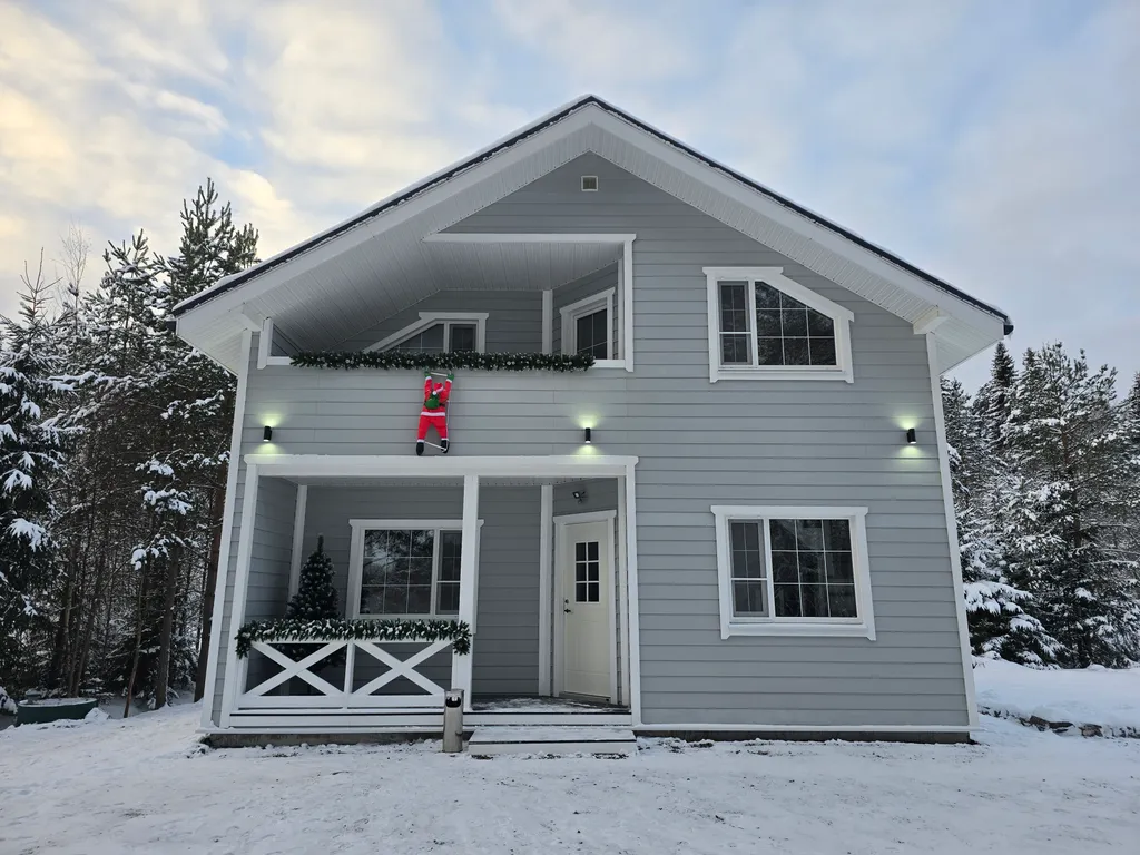 Двухэтажный дом с жаркой сауной у Ладожского озера