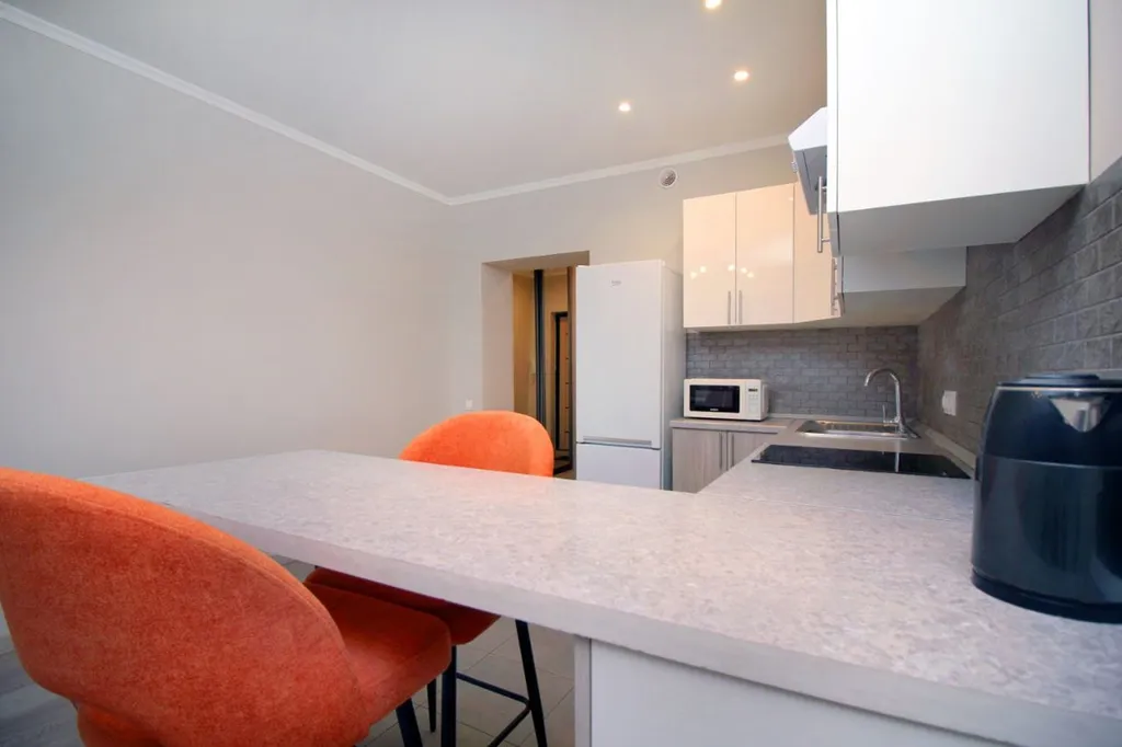 Квартира Яркая квартира рядом с Арбатом 264 — Алматы