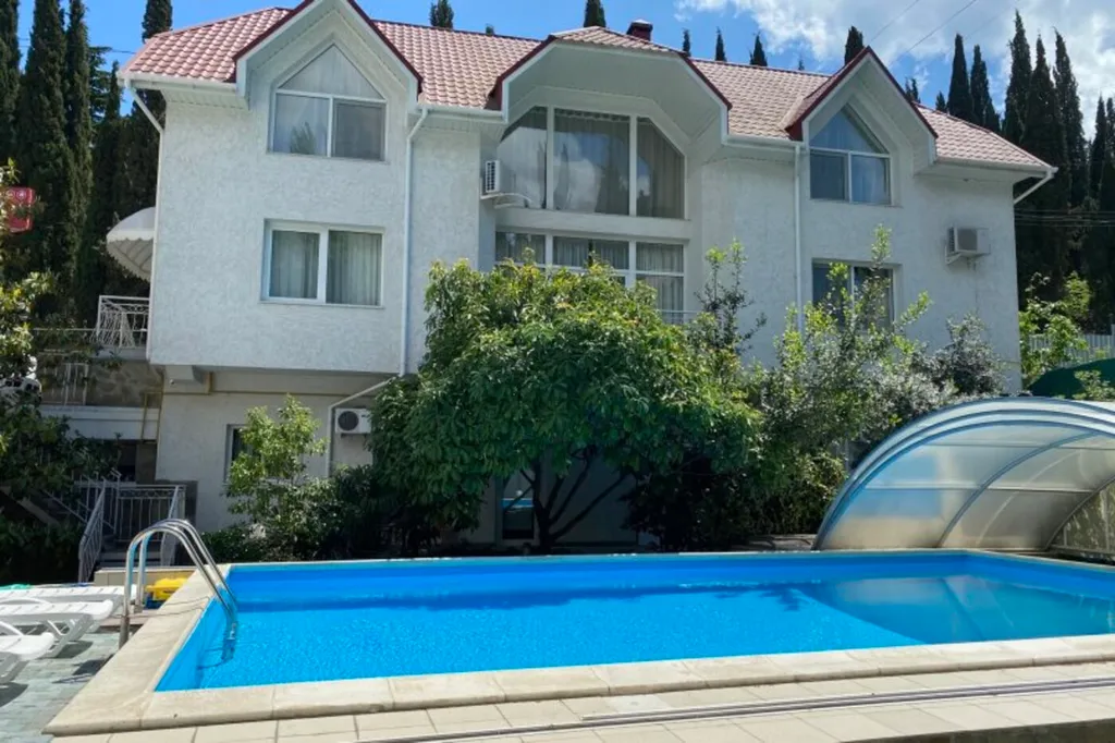 Коттедж Гостевой дом кара дениз — аренда посуточно в Алушта