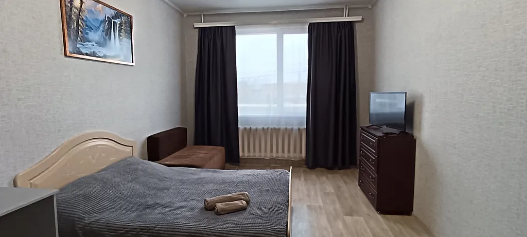 Уютная просторная квартира с хорошей транспортной развязкой — аренда посуточно в Оренбург