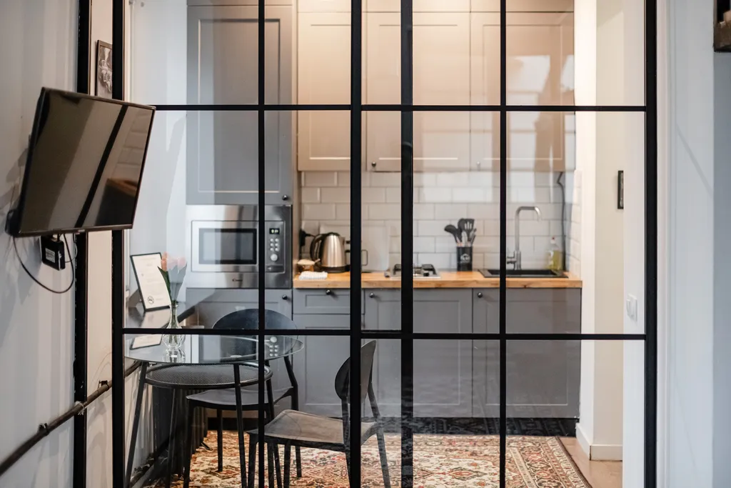 Дом у Короткевича в 10 минутах от Немиги.