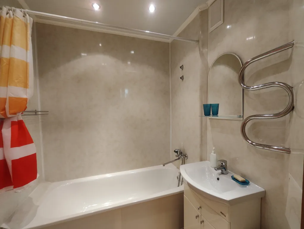 Уютная квартира у метро Парнас