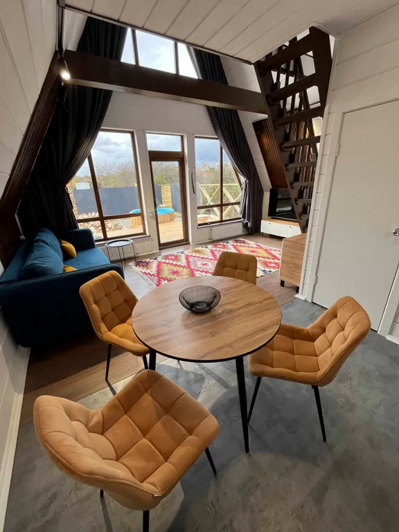 Шале с джакузи Асти Кэмп