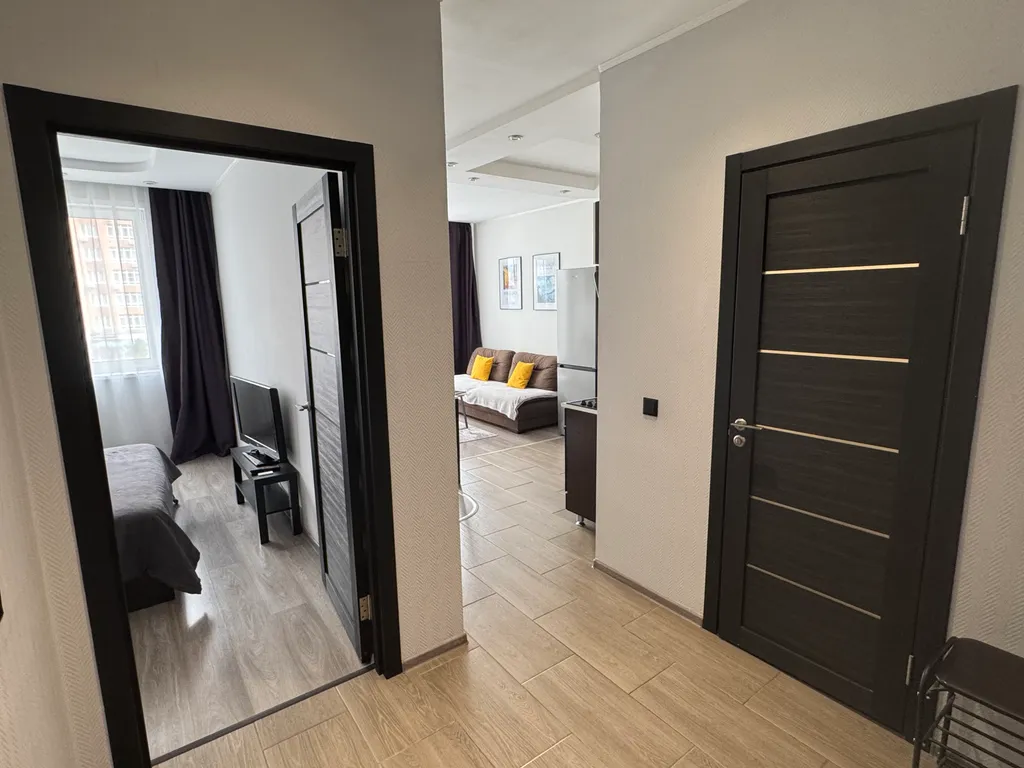 Двухкомнатный апартамент в новом районе в центре