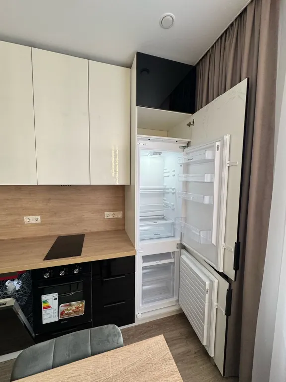 Студия на берегу реки Северная Двина