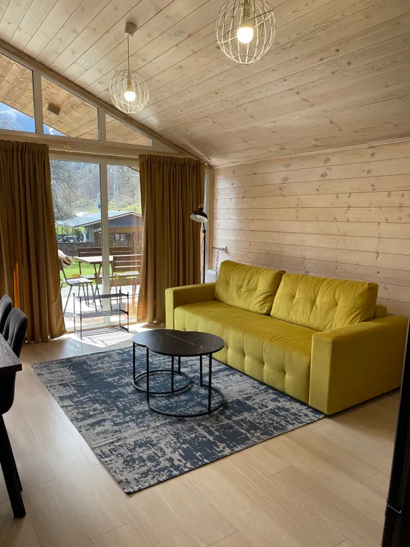 Уютный коттедж с видом на горы