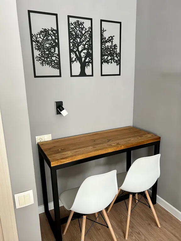 Квартира в стиле лофт в центре с качелью