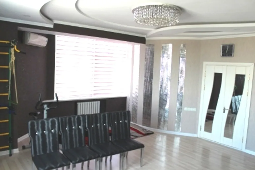 4-комнатная Квартира