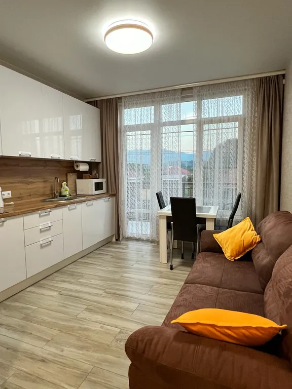 Уютная квартира с обалденным видом и балконом