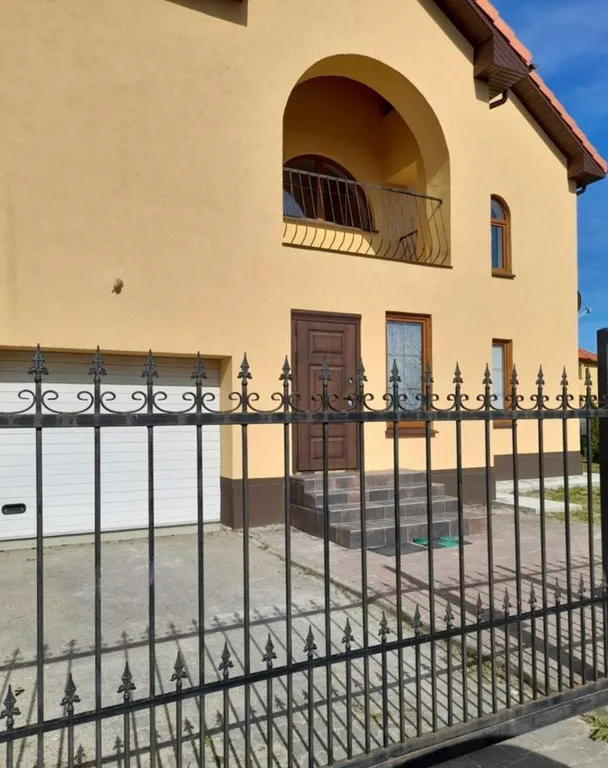 Домик у моря