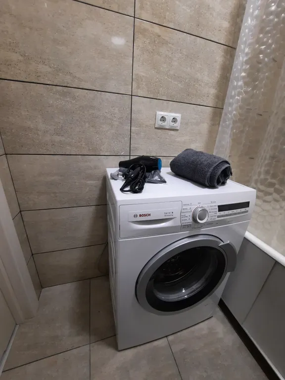 Тихая квартира в самом центре города, окна во двор, рядом парковка