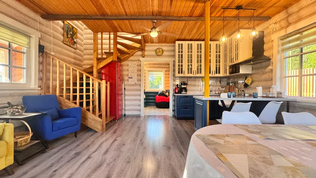 Усадьба у подножия горы Хийденвуори