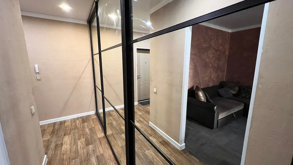 Комфортабельная квартира в новостройке с двумя раздельными местами