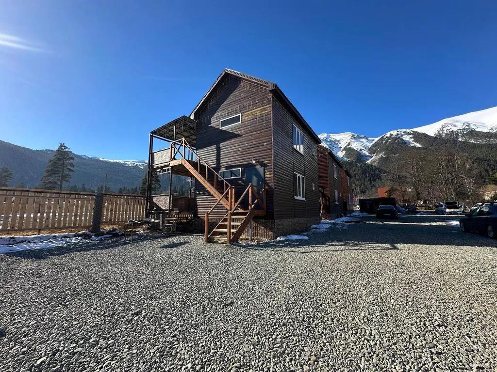 Коттедж Уютный этаж в деревянном доме со всеми удобствами — Архыз