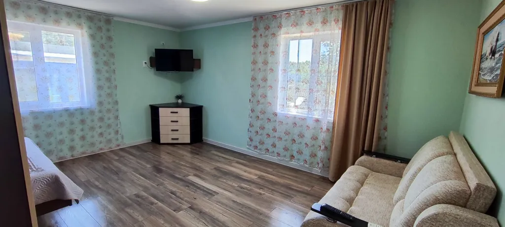 Коттедж Белый с двумя спальнями