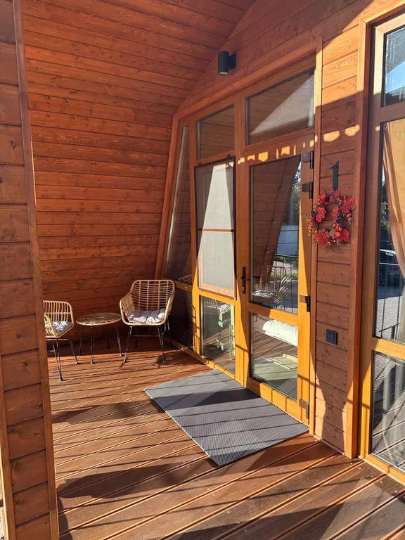 Коттедж Коттедж Уютное шале с 1 спальней + гостиная с кухней и ванной комнатой — Мезмай