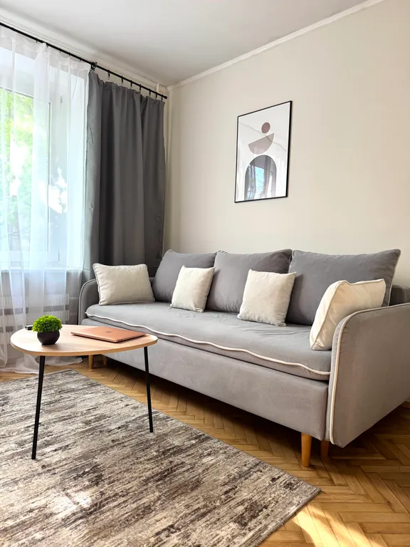 Квартира Светлые апартаменты в центре, с новым ремонтом и 10 минутах от метро — Москва