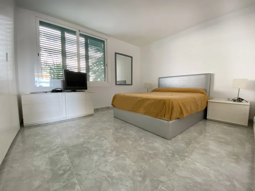 Апартаменты с шикарным видом на море и Ситжес