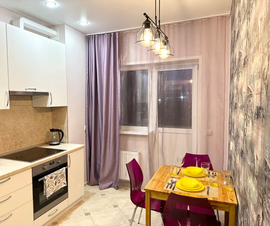 Уютная, чистая квартира с хорошим ремонтом и хорошей локацией в городе