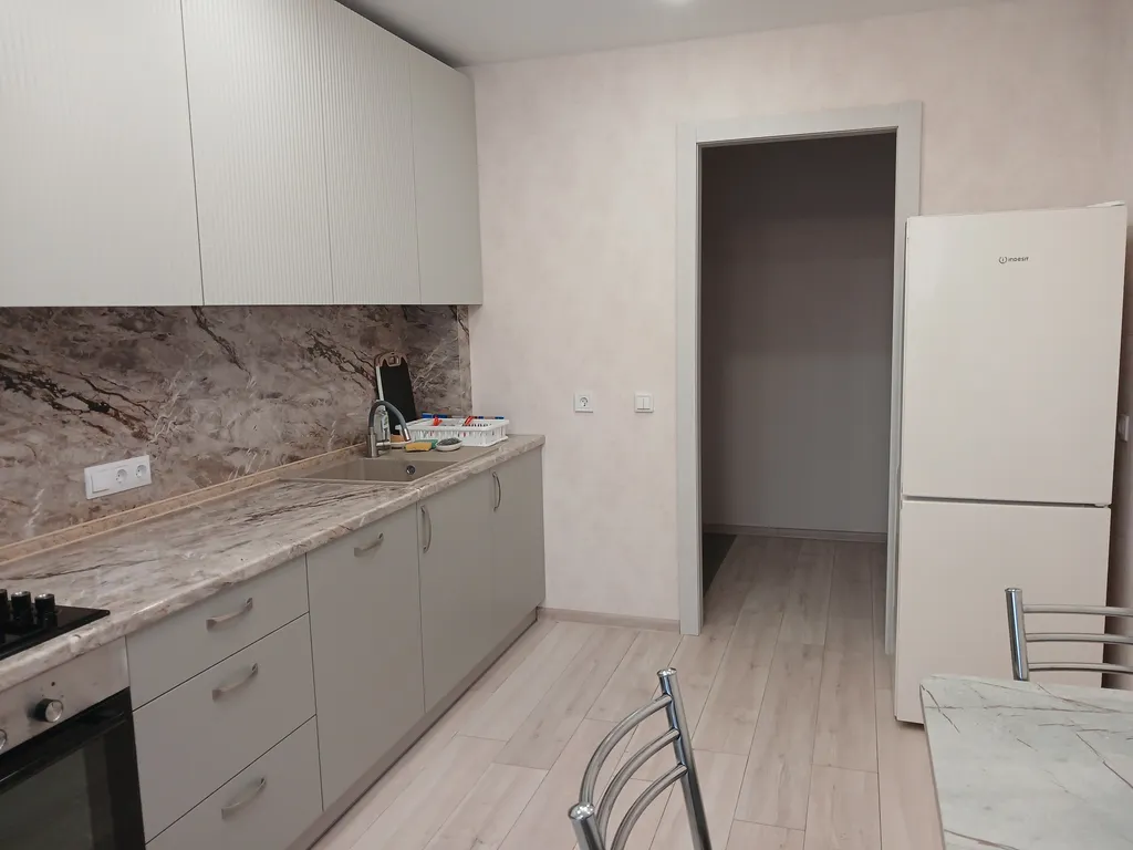 2х комнатная новая уютная квартира, малоэтажная застройка