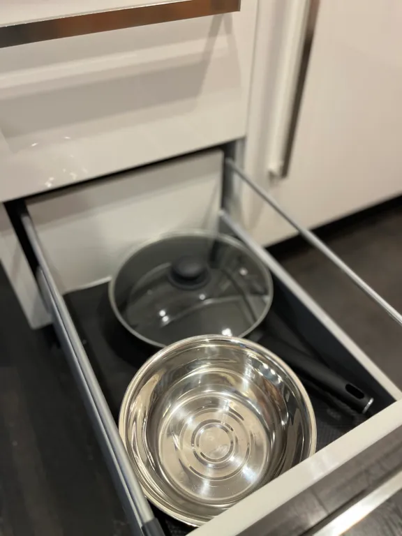 Апартаменты с гамаком, фикусом и Яндекс станцией Алиса