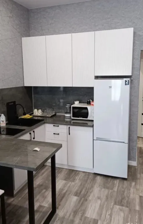 Новенькая студия с шикарным видом с панорамного окна на 20м этаже