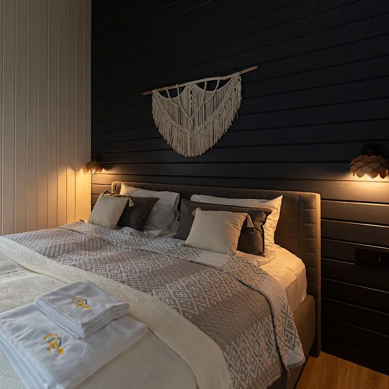 Коттедж Барнхаус на озере с видом на лес — Мичуринское