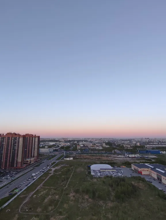 Евродвушка у метро вид на город с 26 этажа