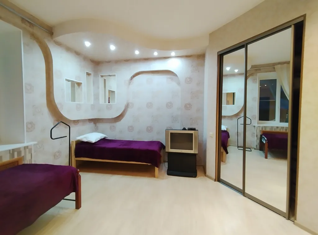 Просторная квартира до 7 человек в центре