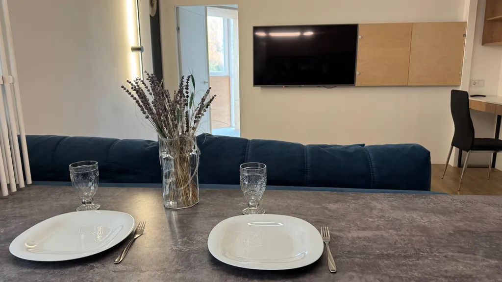 Квартира 2-комнатная квартира с дизайнерским ремонтом в новом доме — Ярославль