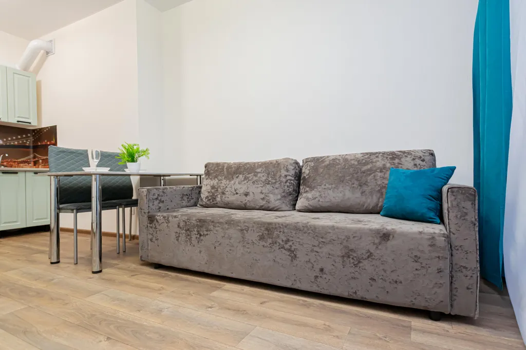 Уютная двухкомнатная квартира евро формата у Планеты