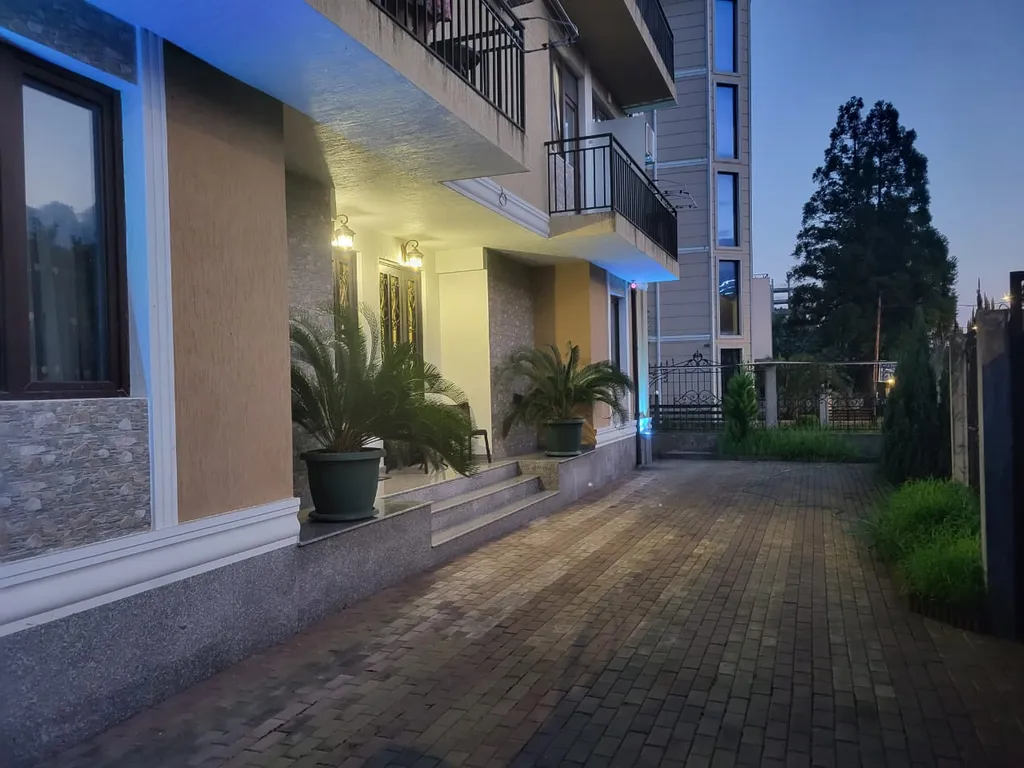 Уютная студия на вилле в Гонио у подножья горы