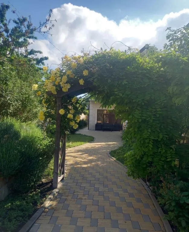 Коттедж Дом у моря — аренда посуточно в Геленджик