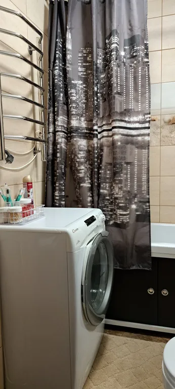 Квартира у площади, рядом с театром